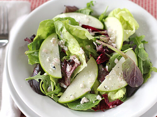 Green Salad with Apples and Blue Cheese Vinaigrette Green Salad with Apples and Blue Cheese Vinaigrette